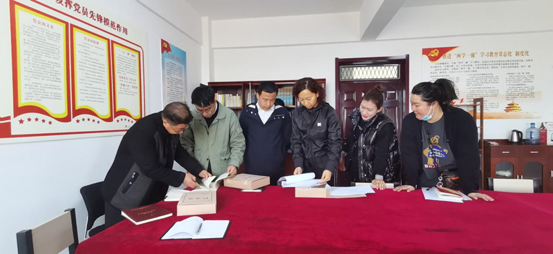 蘇銀產(chǎn)業(yè)園相關(guān)企業(yè)走訪寧夏鑫爾特公司黨史教育活動(dòng)工作