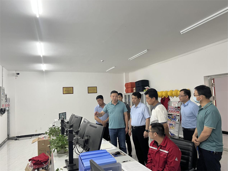 高邑縣縣長苗潤濤到高邑公司調研-1.png