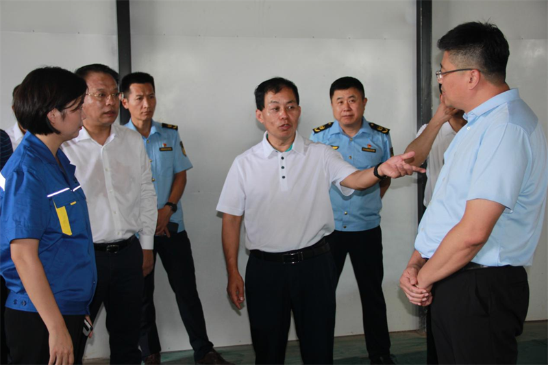 咸陽市常委、副市長楊武民到新型能源咸陽公司考察調(diào)研-2.png