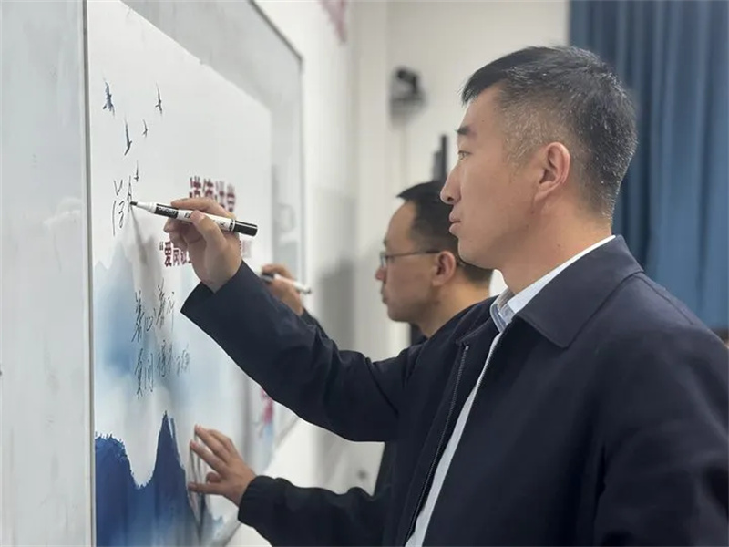 陜煤新型能源神木分公司開(kāi)展2025年第一期道德講堂活動(dòng)03.jpg
